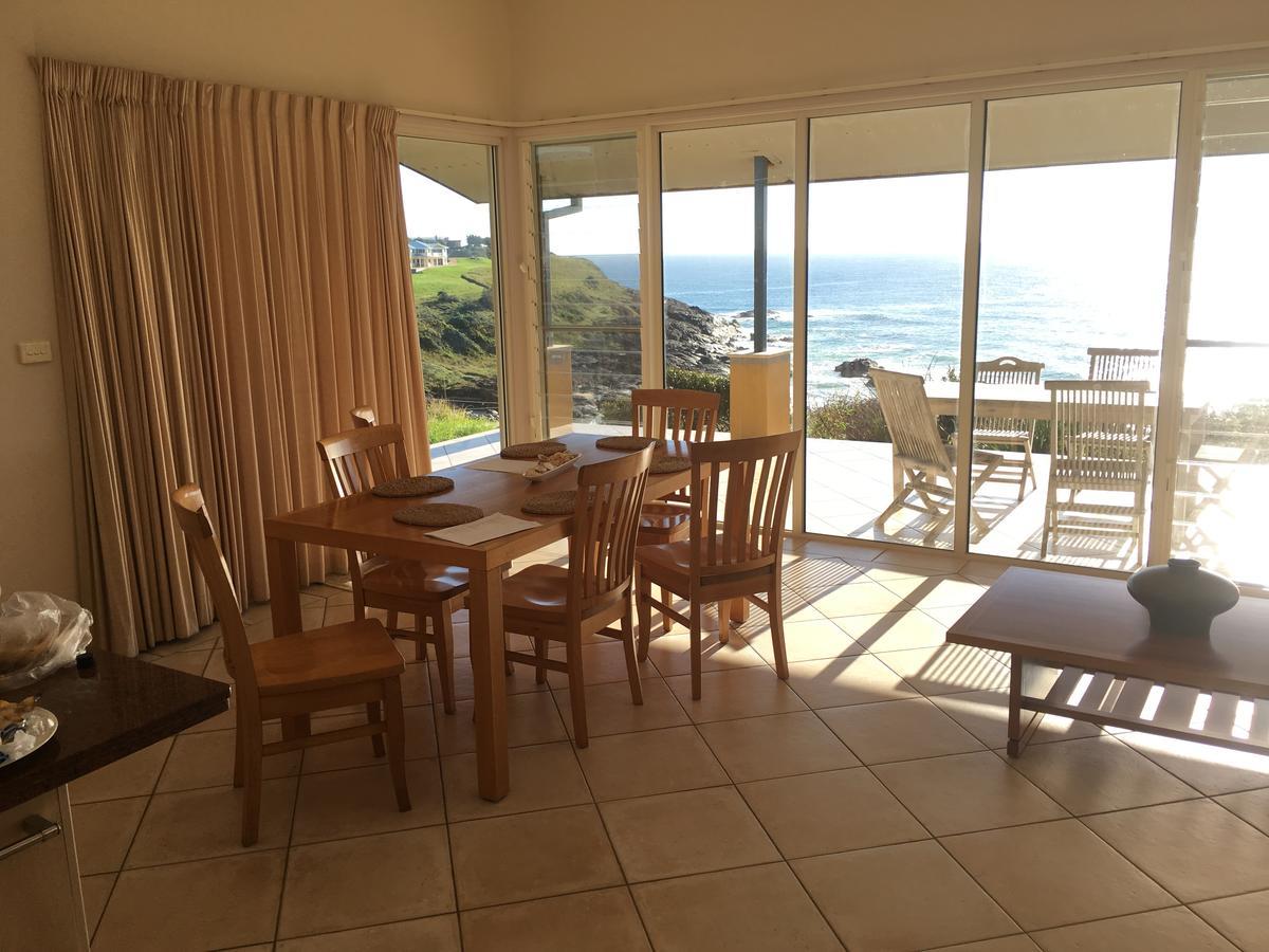 Oceanscape Luxury Beachfront Villas Scotts Head Kültér fotó